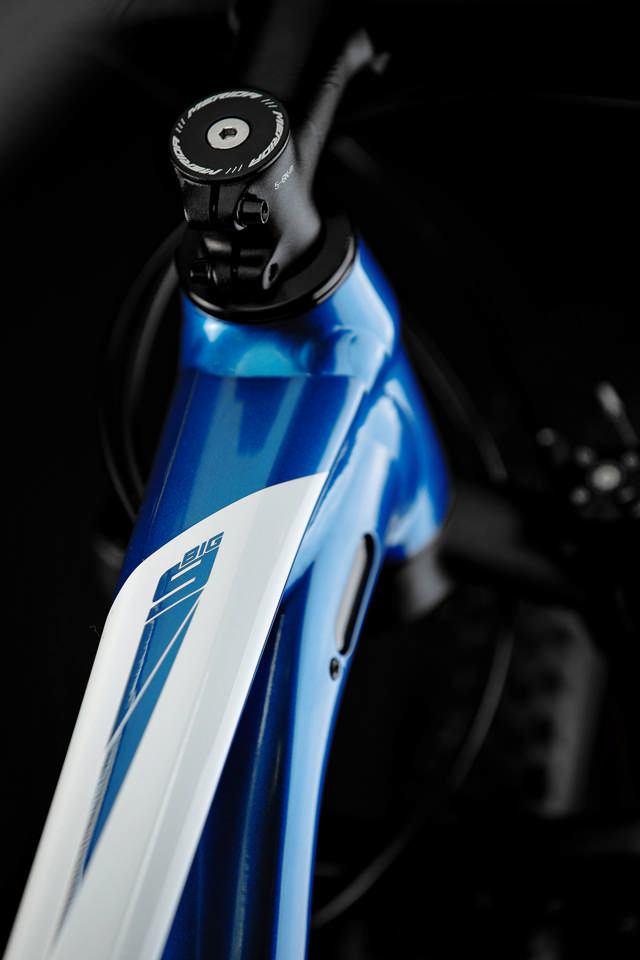 E-BIG TOUR 600EQ SILK BLUE/BLACK L 48CM