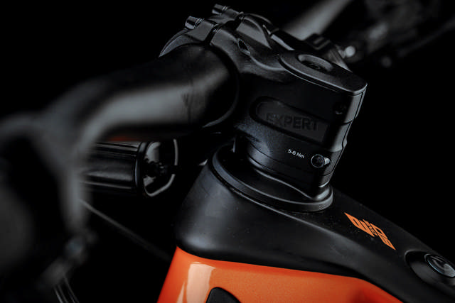 eONE-SIXTY 9000  (V1)